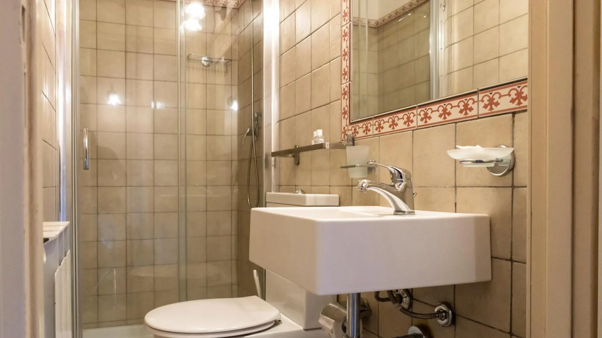 Francalanza City Rooms カターニア