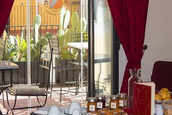 Francalanza City Rooms カターニア ベッド・アンド・ブレックファスト